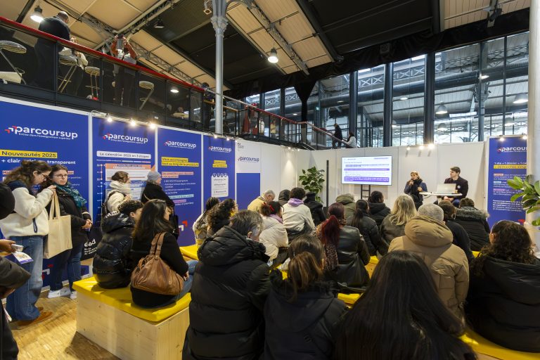 Parcoursup 2026 : le calendrier et les étapes clés avec le Salon Postbac comme point de départ